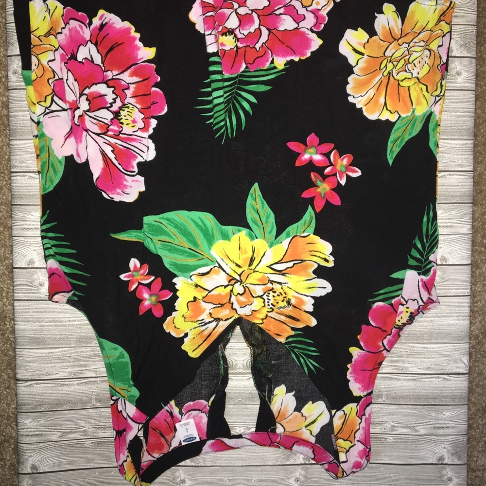 Old navy floral top